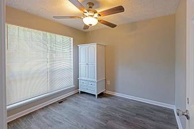 Main picture of 886 Forest Pointe Way