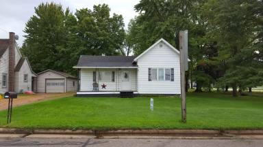 Main picture of 6525 Cameron Ave