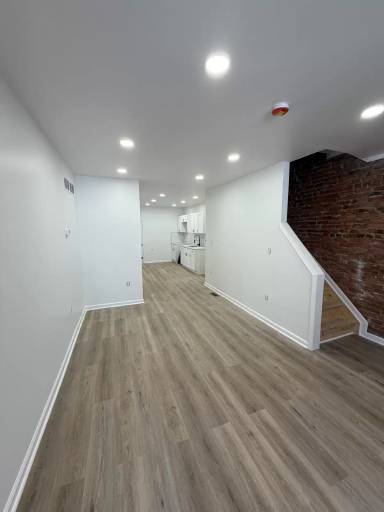 Main picture of 2631 N Napa St