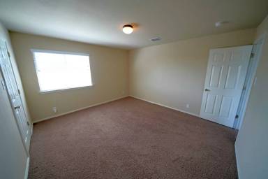 Main picture of 304 Moonlight Ct