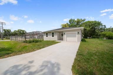 Main picture of 2810 N 75th St