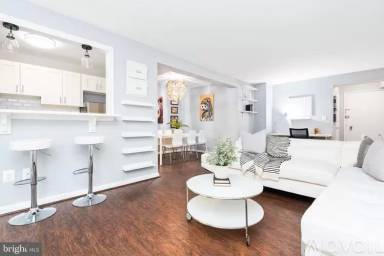 Main picture of 3270-3901 Tunlaw Road NW