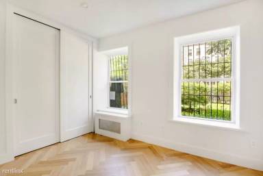 Main picture of 286 Clinton Ave