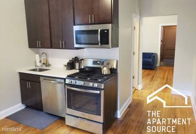 Main picture of 2735 N Richmond St