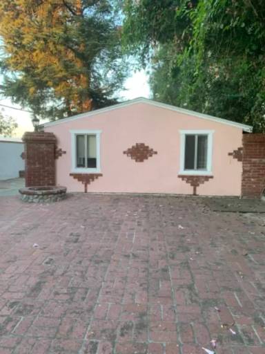 Main picture of 15138 Encanto Dr