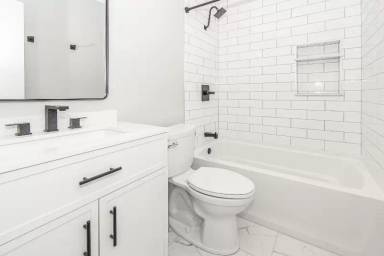 Main picture of 118 Camelot Ct