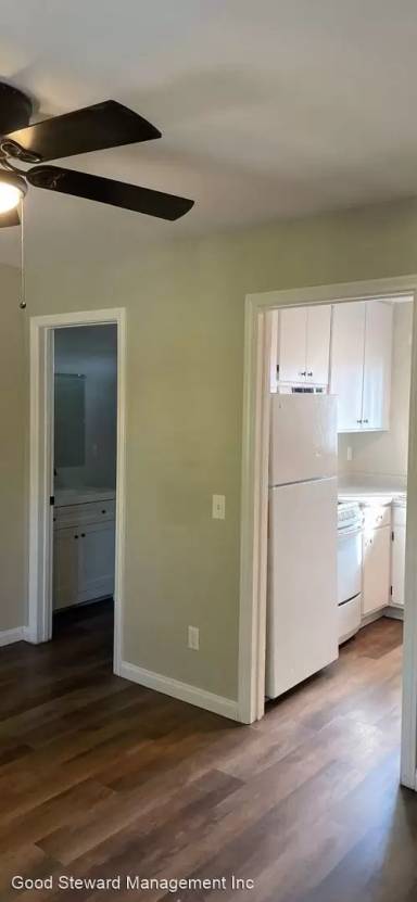 Main picture of 2525 Jefferson St