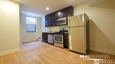 Main picture of 4036 N Ashland Ave