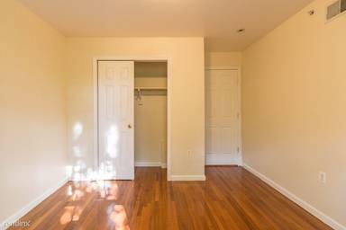 Main picture of 1182 Mary St