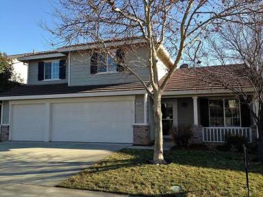 Main picture of 2687 Mallard Way