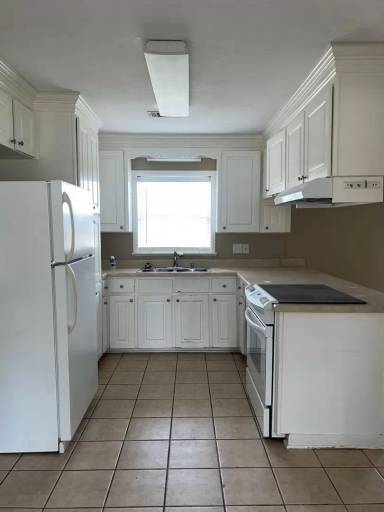 Main picture of 101 Willow Dr