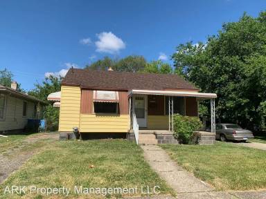 Main picture of 25103 Leach St