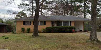 Main picture of 623 Kingfisher Cir SW