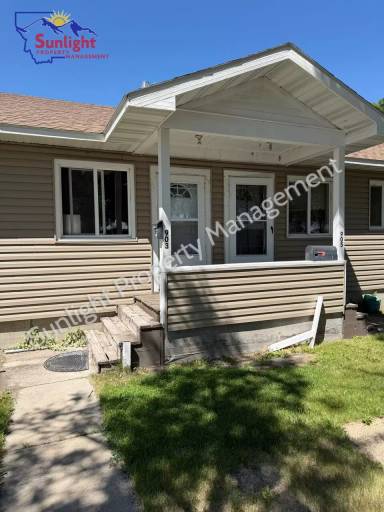 Main picture of 903 E 4th St