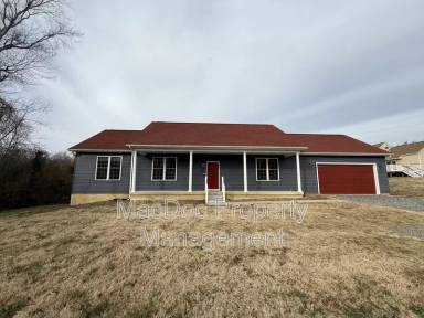 Main picture of 1043 Julian Dr