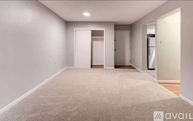 Main picture of 4845 River Valley Way