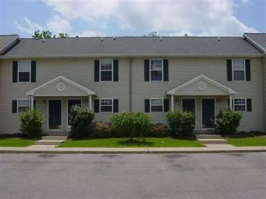 Main picture of Pine Circle Townhomes