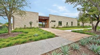 Main picture of 5300 Barton Creek Blvd