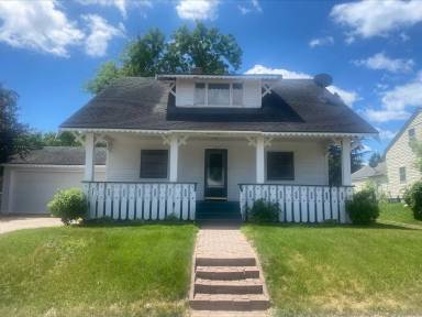 Main picture of 302 5th St