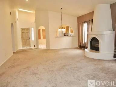Main picture of 8405 San Tesoro St NE