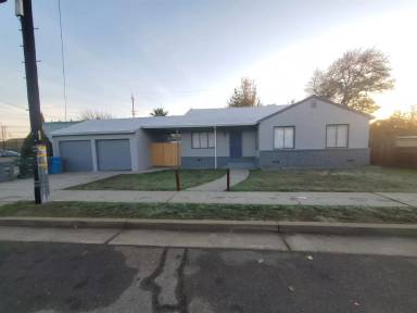 Main picture of 219 A St