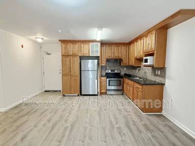 Main picture of 1459 MacArthur Blvd