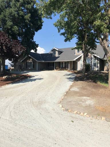 Main picture of 13990 E Nees Ave