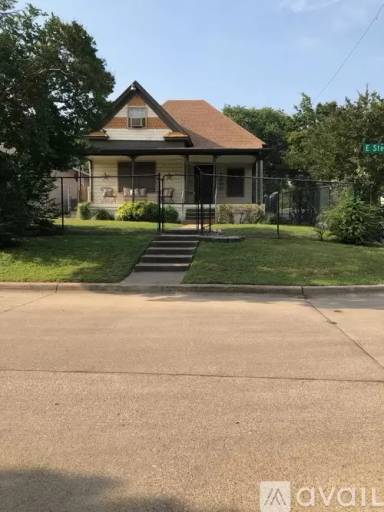 Main picture of 1600 Stella St