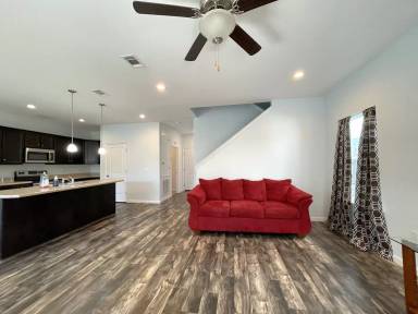 Main picture of 189 Johnson Ct