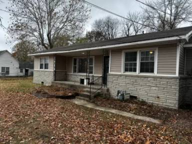 Main picture of 309 W Main St