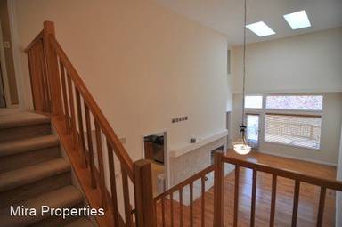 Main picture of 483 Brittany Ln