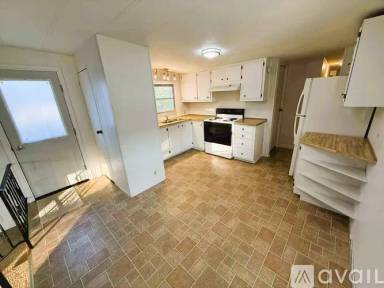 Main picture of 23459 Fir Ave