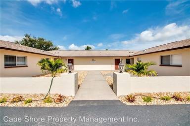 Main picture of 630 SE 13th Pl