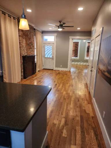 Main picture of 1420 Pullan Ave