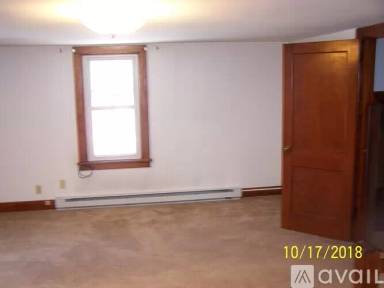 Main picture of 266 E North St