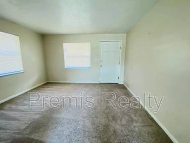 Main picture of 30024 70th St N