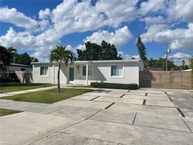 Main picture of 9275 SW 42nd Ter