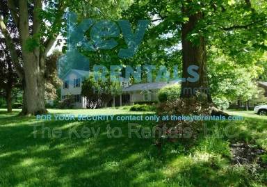 Main picture of 9 Woodstock Ln