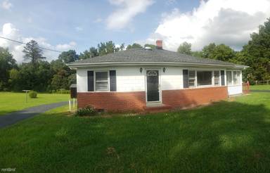 Main picture of 6440 New Kent Hwy