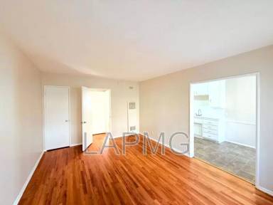 Main picture of 6106 Eleanor Ave