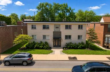 Main picture of 3119 Morganford Rd