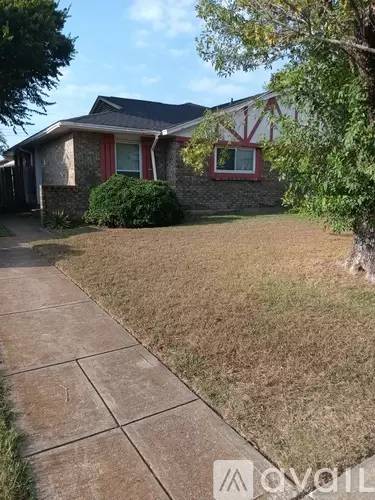Main picture of 2740 Meadow Gate Ln
