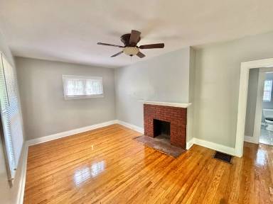 Main picture of 664 Curry Ct