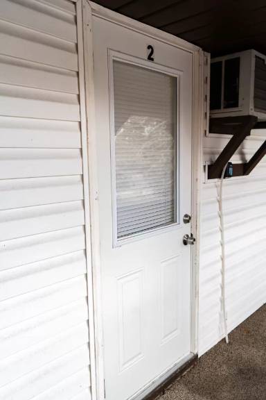 Main picture of 11-707 W Race St