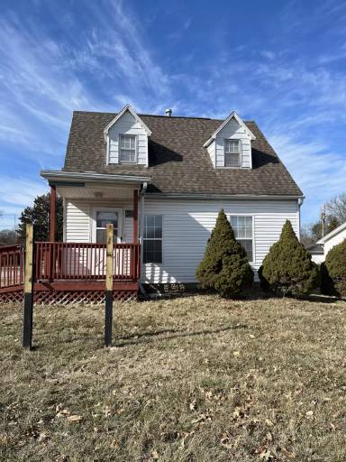 Main picture of 1221 S 16th St