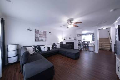 Main picture of 6704 Olivia Way