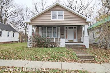 Main picture of 619 Jackson Ave