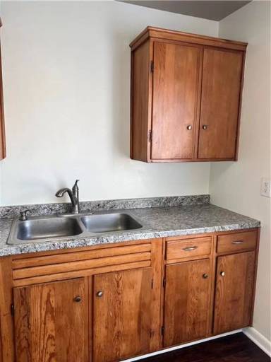 Main picture of 1749 Bernandino St