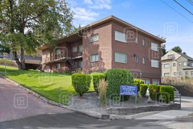 Main picture of 504 S Madison St