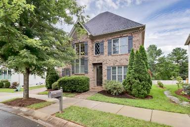 Main picture of 1048 Belmont Village Dr